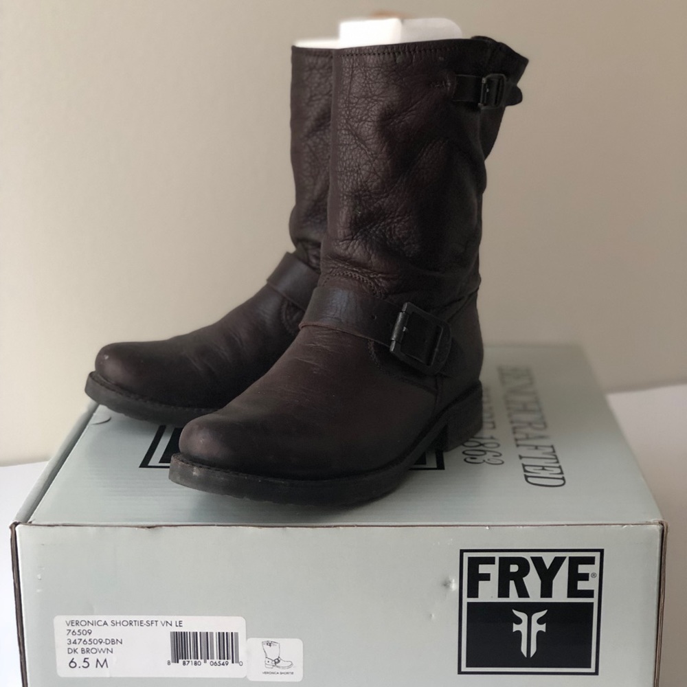 Frye Veronica Dark Brown Short Boots 6.5